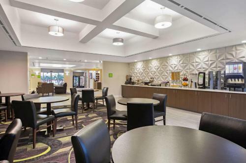 Hotel La Quinta Inn & Suites Visalia/sequoia Gateway