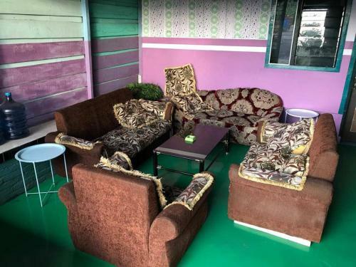 Hotel Penginapan Rumbul Bersih Redpartner