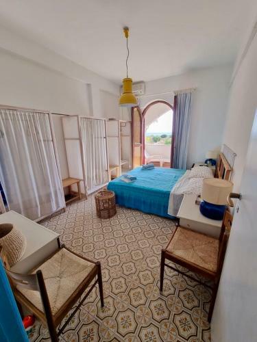 Casa Vista Mare Su Tre Piani Con Giardino