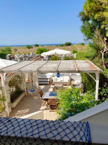 Casa Vista Mare Su Tre Piani Con Giardino