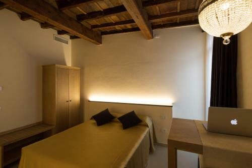 Bed & Breakfast Studio 27
