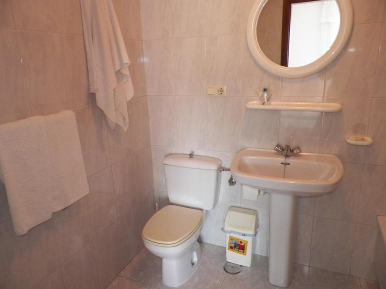 Hostal Pensi�n Residencia Xaraiba