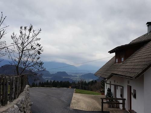 Hostal Vaznik Farm House Apartments