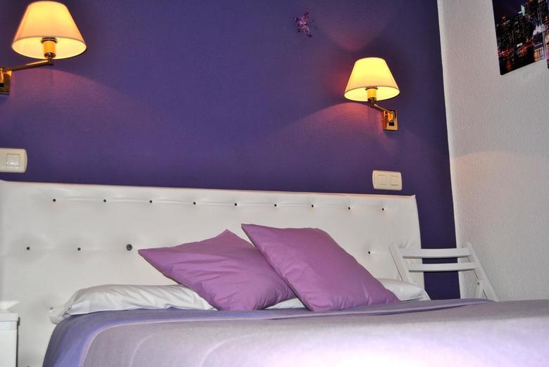 Hotel Happy Hostal Carrales