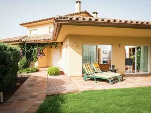 Modern Villa In Les Corts With Pool