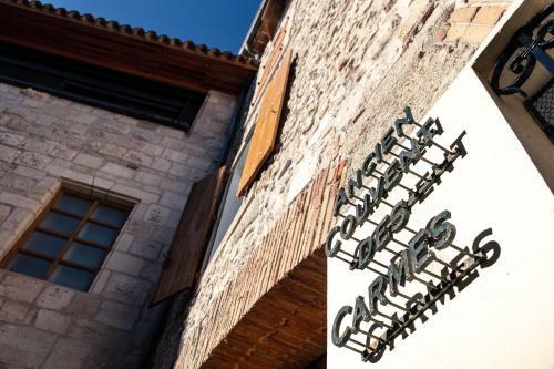Hostal Suite Imp�riale Maison de L'�glise Du Couvent
