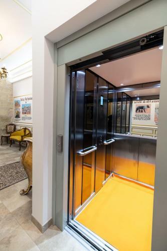 Hostal Suite Imp�riale Maison de L'�glise Du Couvent