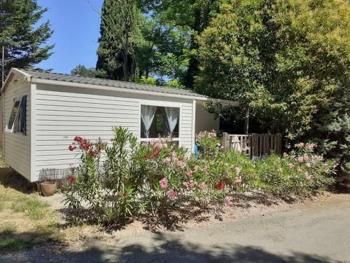 Le Bungalow Ensoleill� � Mandelieu La Napoule