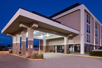 Hotel New Victorian Inn & Suites Omaha