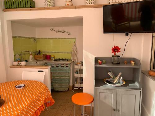Sweet Almonds House