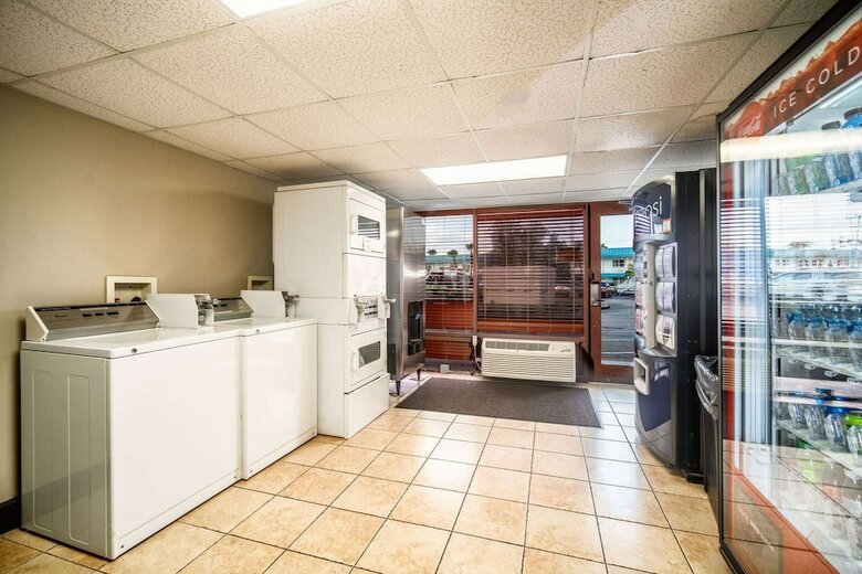 Hotel La Quinta Inn & Suites Cocoa Beach Oceanfront