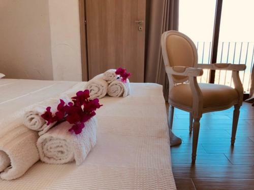Hostal Perla Del Borgo Bed And Breakfast