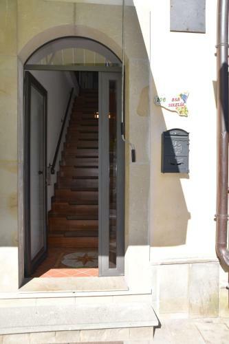 B&B Sikelia