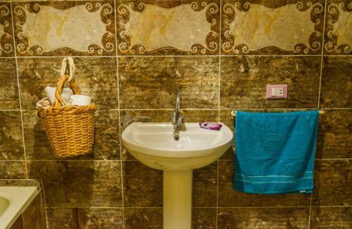 Jamila Basement Apartment For Families