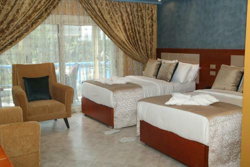 Hotel Green Garden Inn