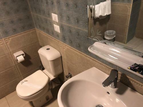 Hotel Green Garden Inn