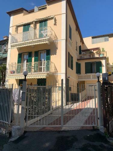 Apartamento A 5 Minuti A Piedi Dall'ariston E Dal Mare