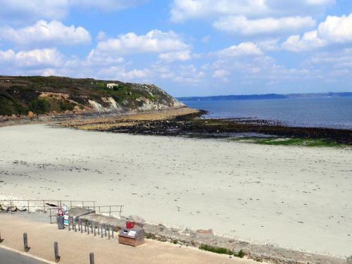 Apartamento Holiday Flat Camaret-sur-mer - Bre06111e-p