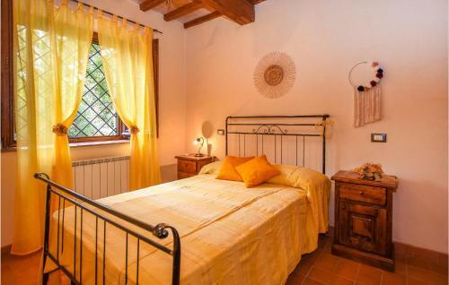 Nice Home In Santa Restituta With 6 Bedrooms