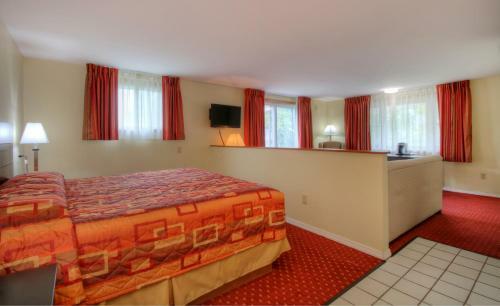 Motel Colonial Village Resort