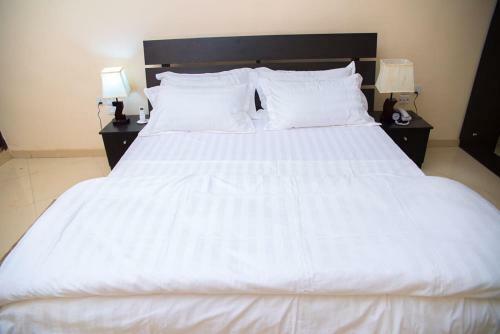 Towlab Hotel & Suites