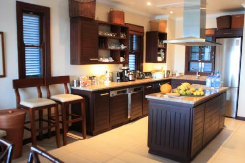 Eden Island Luxury Three Bedroom Apartment