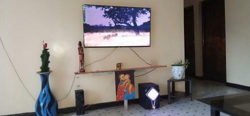 Cozy Home Away From Home Meru