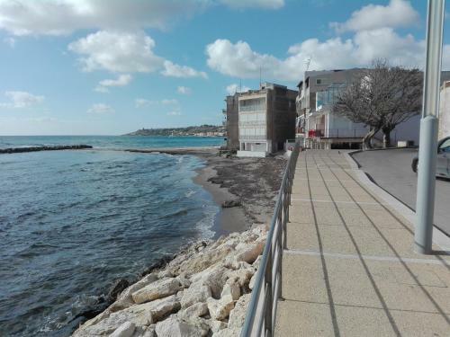 Apartamento Emilia Lido Esperando