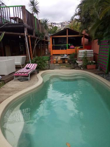 Bungalow Acc�s Piscine Jaccuzzi Chez Kat Et Rico