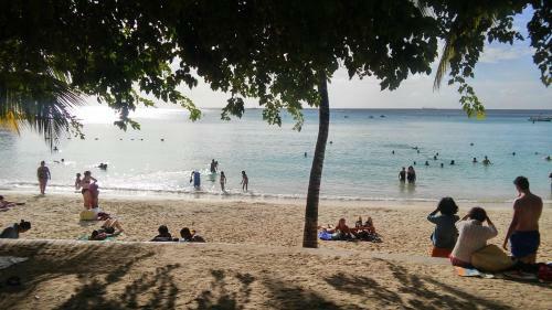 Apartamento Residence Pereybere - Opposite Public Beach