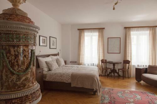 Sommavilla Apartments - Central Living