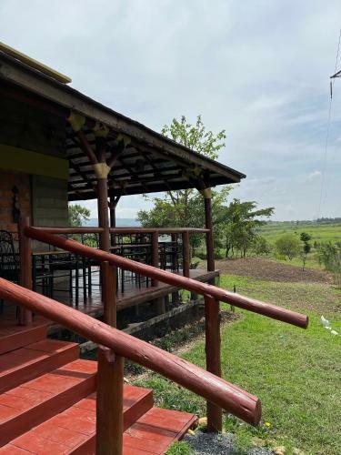 Hotel Jey's Jiko Kitchen And Resort