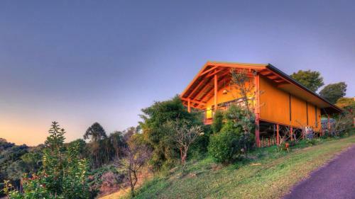 Bed & Breakfast Maleny Tropical Retreat