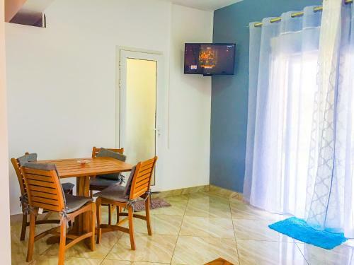 Hostal Cambria Hotel