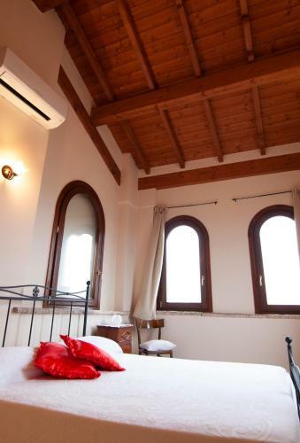 Hostal La Finestra Sul Castello