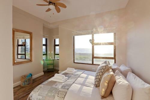 Beachfront Apartment @ Morleenpark Unit 11