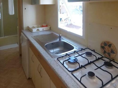 Snug Mobile Home In Sorso With Garden