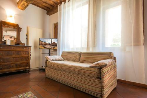 Hostal Piazza Paradiso Accommodation