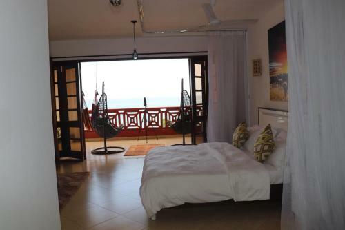 Stayplus Shanzu Beachfront Apartment