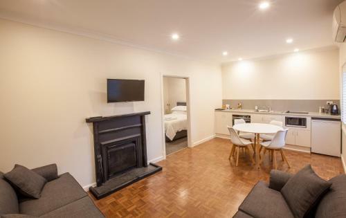 Aparthotel Chaff Mill Village Apartments