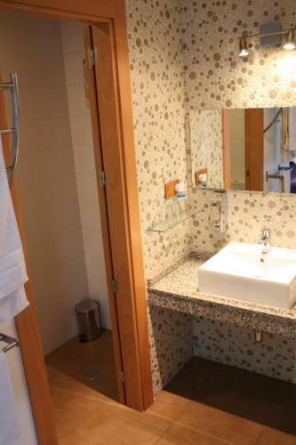 Bed & Breakfast Hostal La Ribera Del J�car