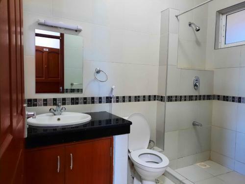 Stay.plus Queen's Royal Apartments Nyali
