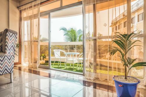 Beachfront Furnished Apartments With Swimming Pool