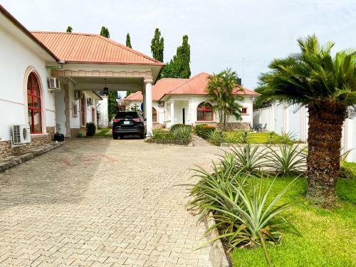 2-bedroom Bungalow In Serene Estate