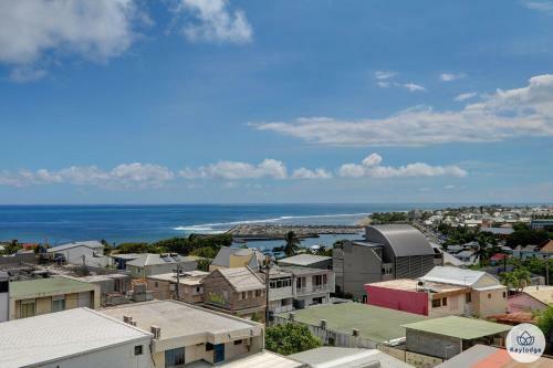Apartamento T3 Duplex ? Le Tempo Cr�ole ? Terre-sainte