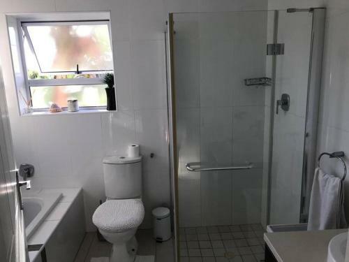 Amani Luxury Airbnb Near The Beach