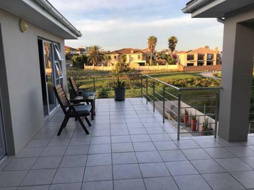 Amani Luxury Airbnb Near The Beach