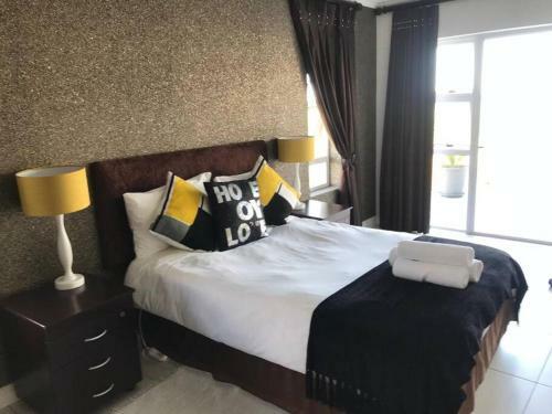 Amani Luxury Airbnb Near The Beach