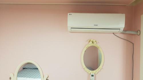 Hostal Geranium Ladies Guesthouse