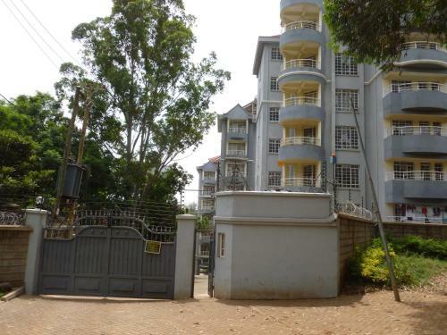 Cozy 3 Bedroom All Ensuite Apartment